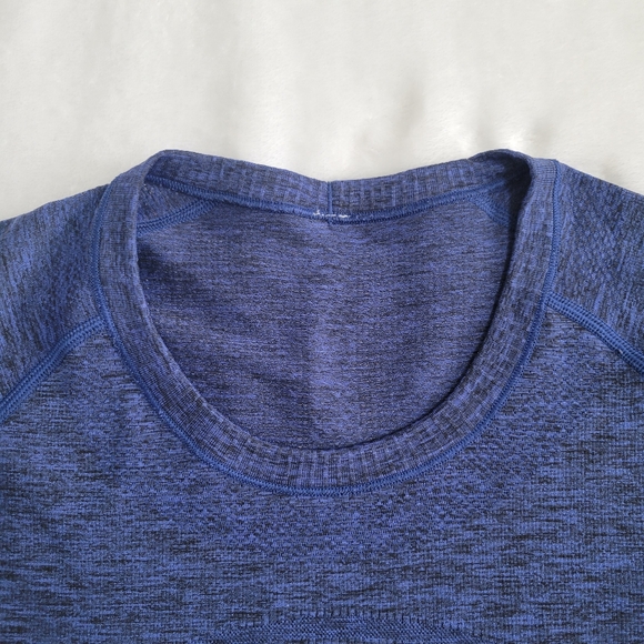 Lululemon Swiftly Tech Long‎ Sleeve Pullover Athletic Top Seamless - Picture 4 of 15